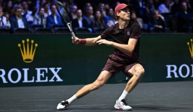 Jannik Sinner defeats Ben Shelton in Paris QFs | ATP Tour