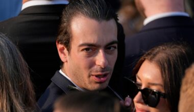 Trump pick to lead federal watchdog agency withdraws