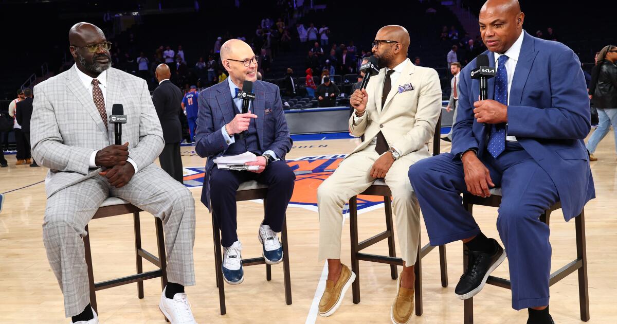 Premiere of 'NBA Tip-Off' begins with good-natured digs at ESPN