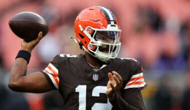 Browns' Shedeur Sanders debuts after Dillon Gabriel concussion