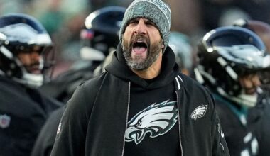 Philadelphia Eagles won't change playcallers after home loss