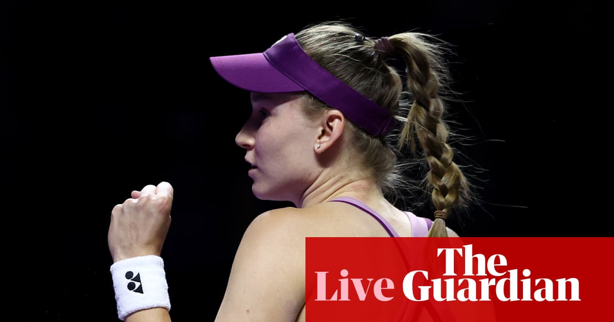 WTA Finals tennis: Anisimova v Keys; Rybakina beats Swiatek – live | WTA Finals