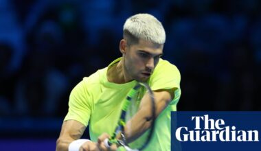 Carlos Alcaraz up and running at ATP Finals with win over Alex de Minaur | ATP Finals