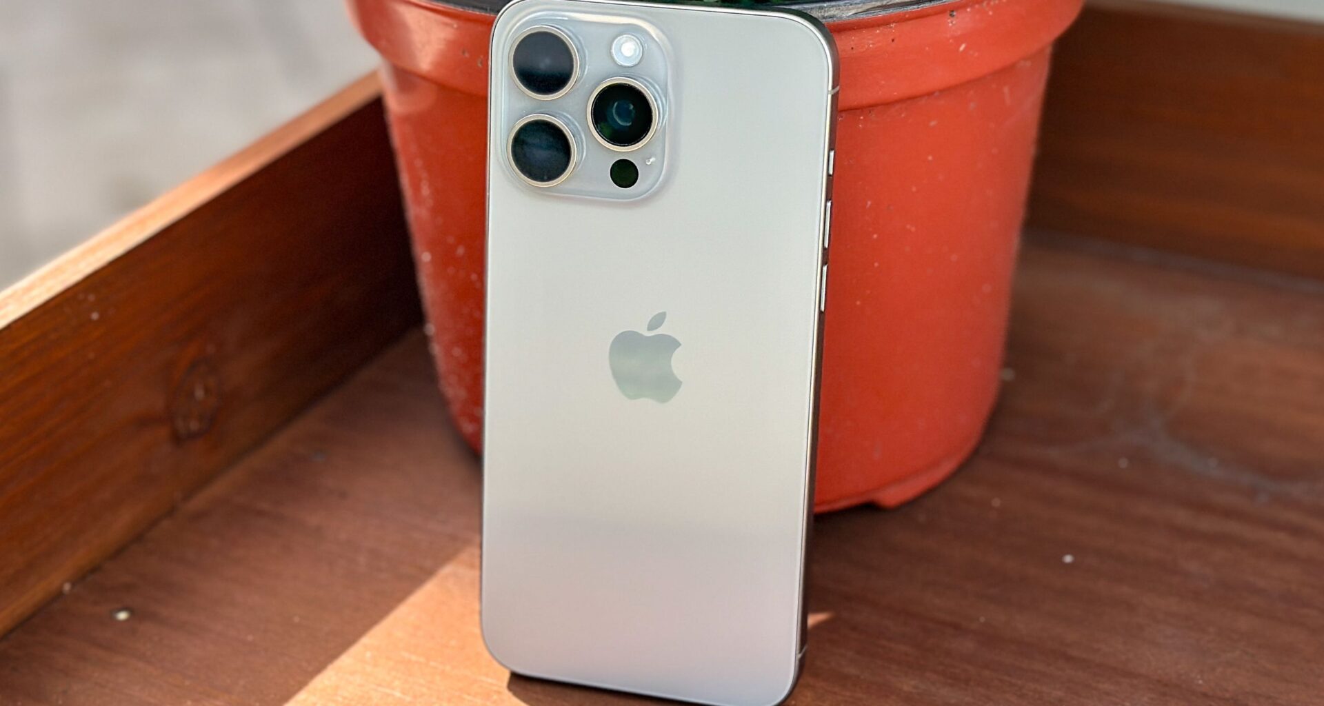 I finally downloaded iOS 26 on my older iPhone — here's what I found out