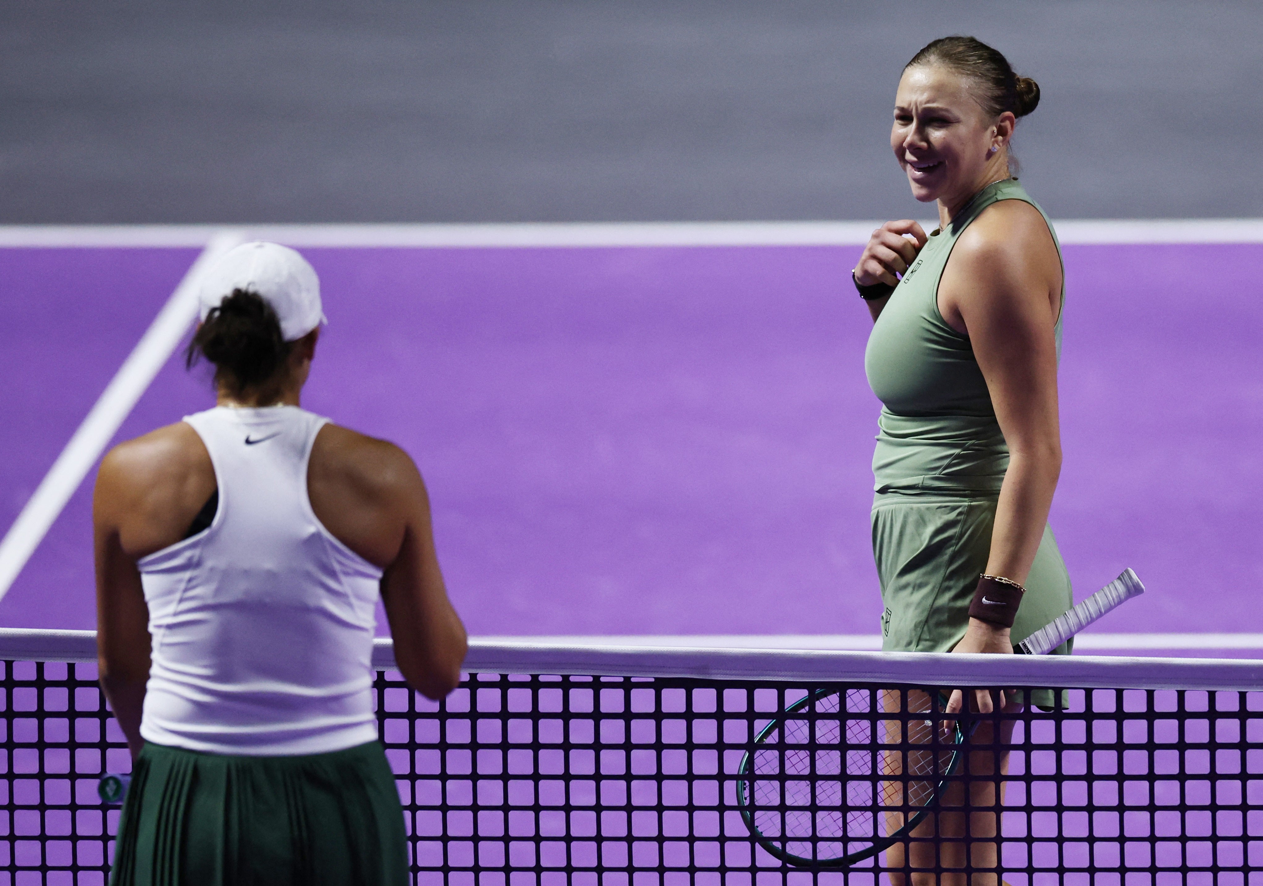 Amanda Anisimova responds after Madison Keys signals that she did not want to shake hands