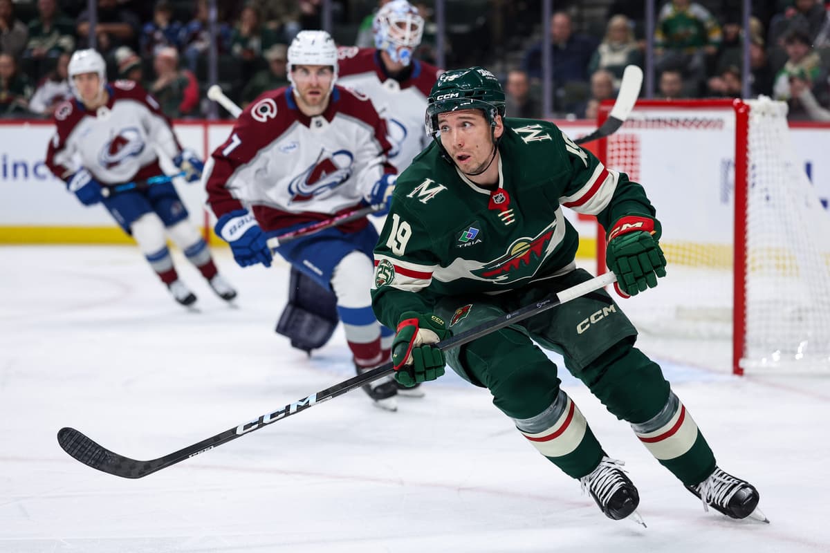 Two players placed on NHL waivers for Nov. 30