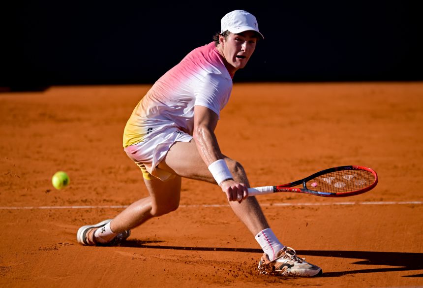 Fonseca plays a backhand during the Argentina Open final in February.