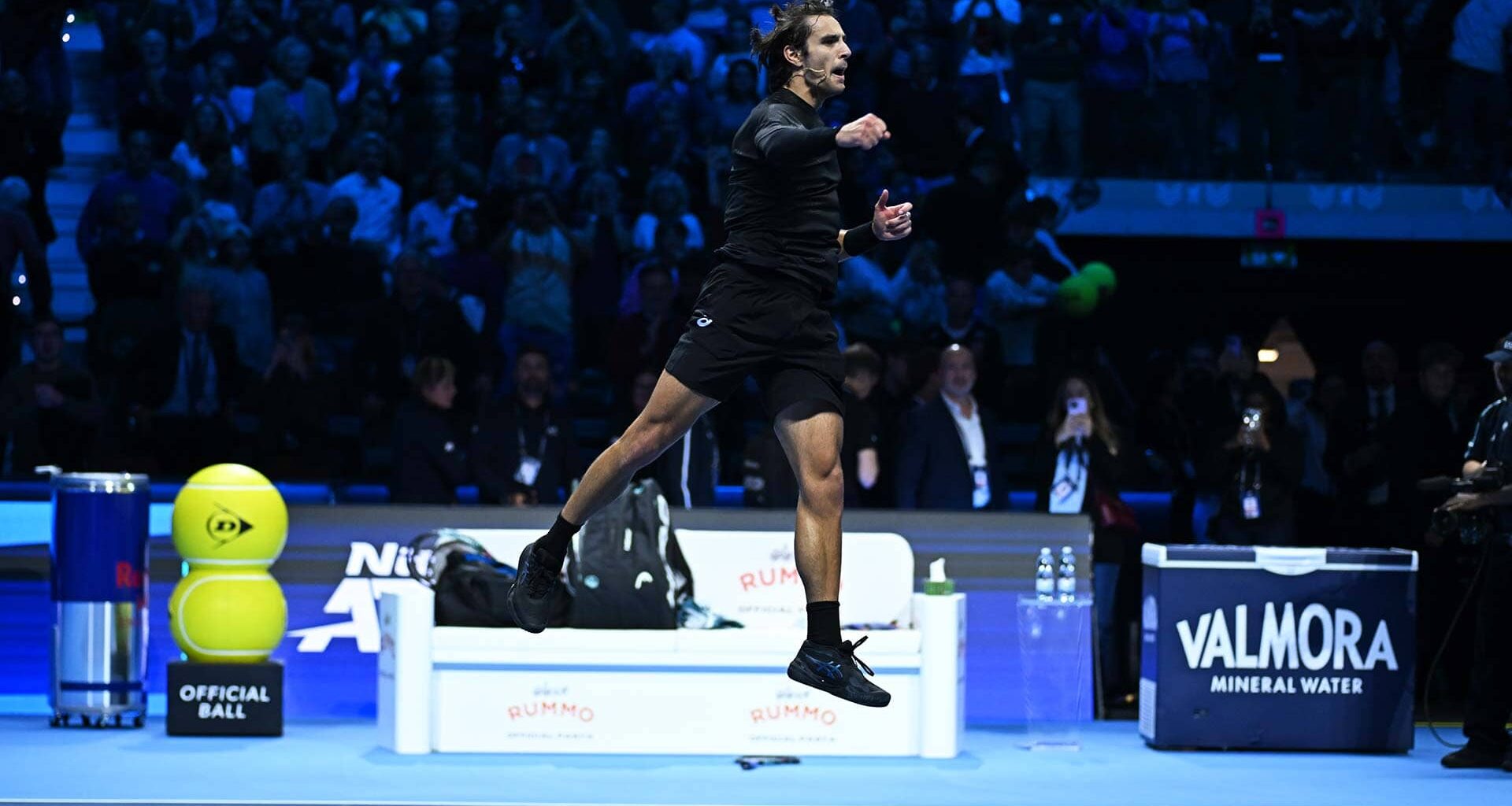 Lorenzo Musetti battles back from the brink to stay alive in Turin, defeats Alex de Minaur in thriller | ATP Tour