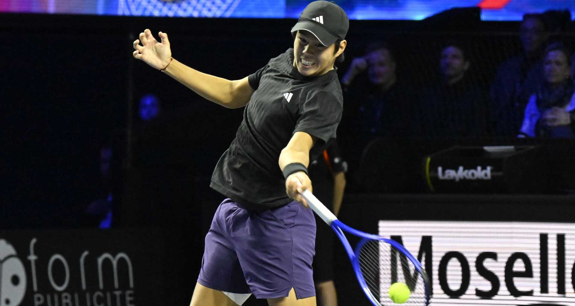 Learner Tien finds late surge to overcome Cameron Norrie and capture maiden ATP Tour title in Metz | ATP Tour