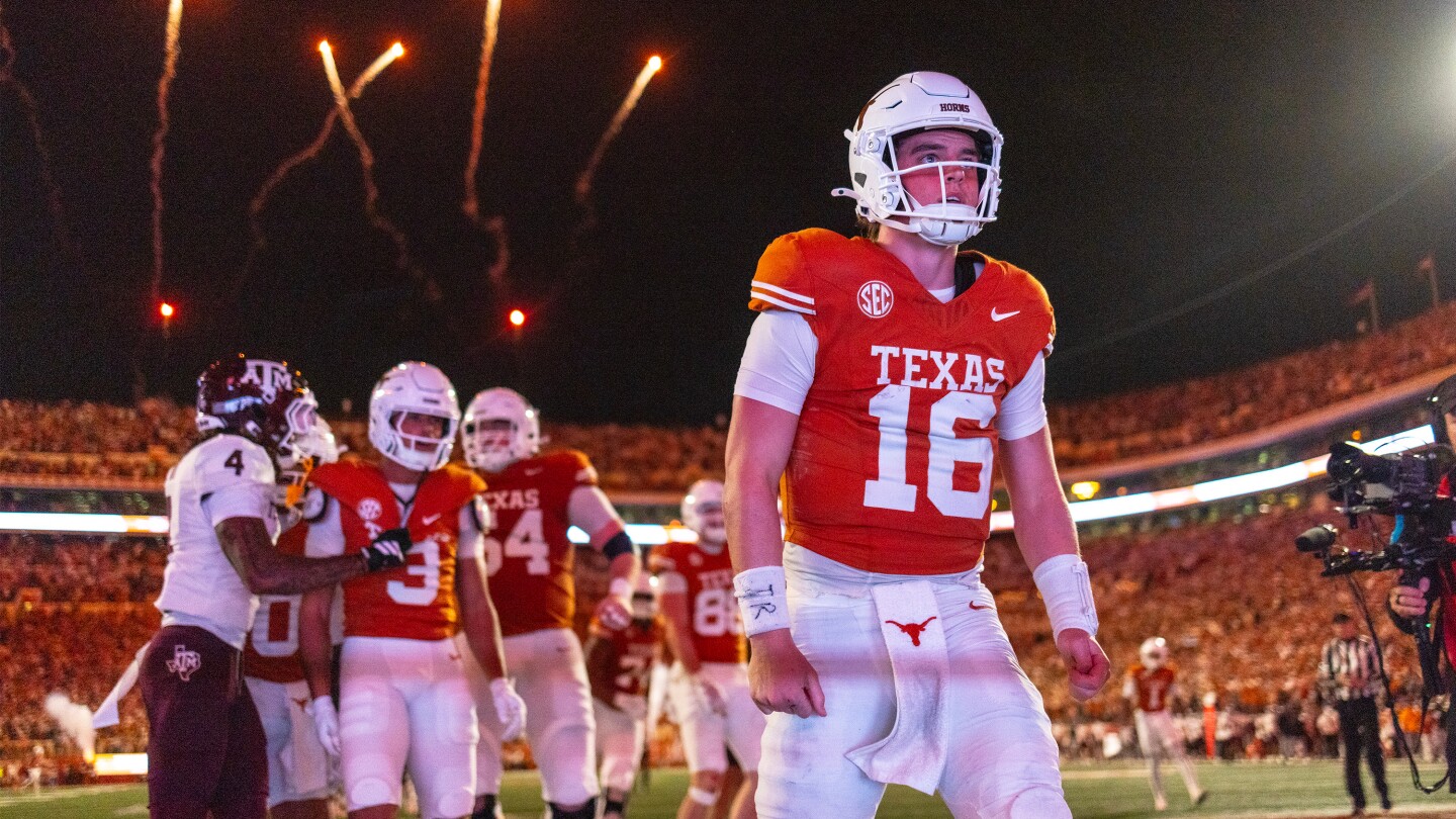 No. 16 Texas spoils No. 3 Texas A&M's perfect season 27-17, knocks Aggies out of SEC title game