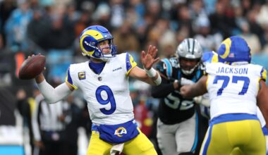 Despite two Matthew Stafford interceptions, Rams lead Panthers 21-17 at halftime