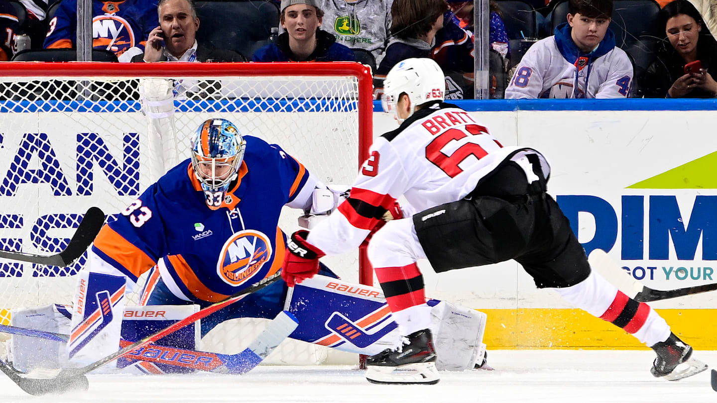 New Jersey Devils v New York Islanders