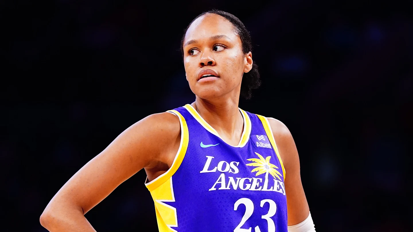 Dallas Wings v Los Angeles Sparks