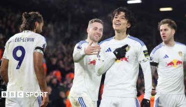 Premier League LIVE: Arsenal vs Brentford, Brighton vs Aston villa, Liverpool vs Sunderland & more - scores & updates