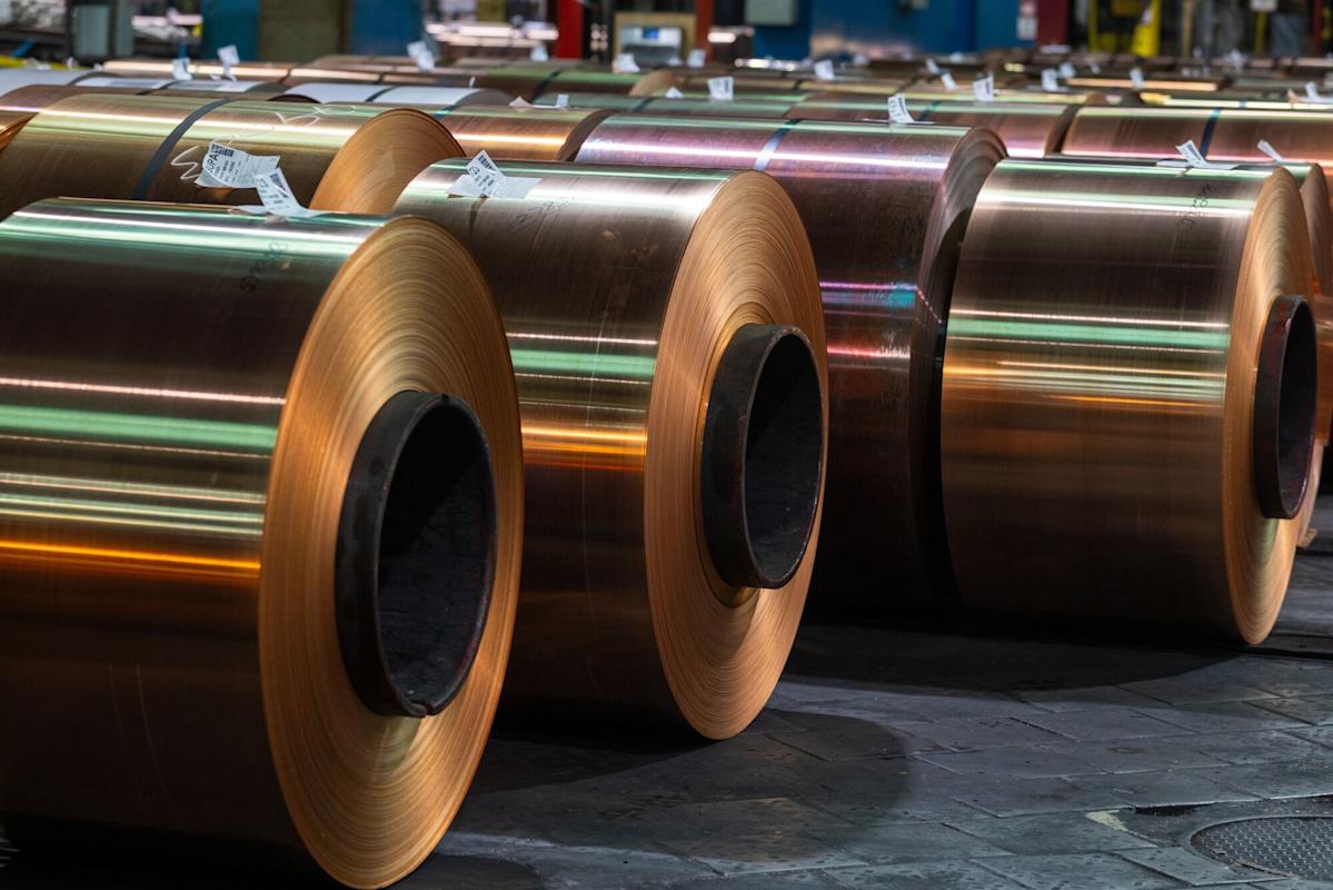 Copper Hits Record in China, Jumps in New York on Supply Concern