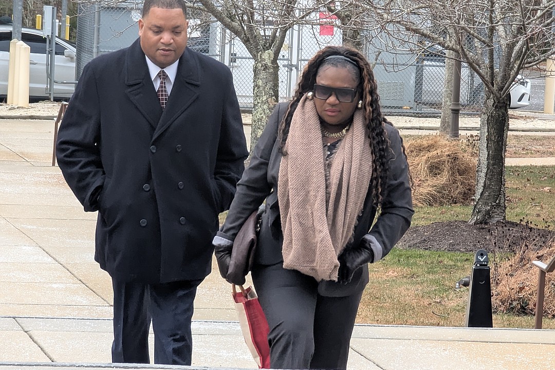 Jury asks to rehear Atlantic City mayor's testimony in broom incident