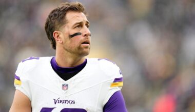 Vikings waive Thielen to let WR find bigger role in last season