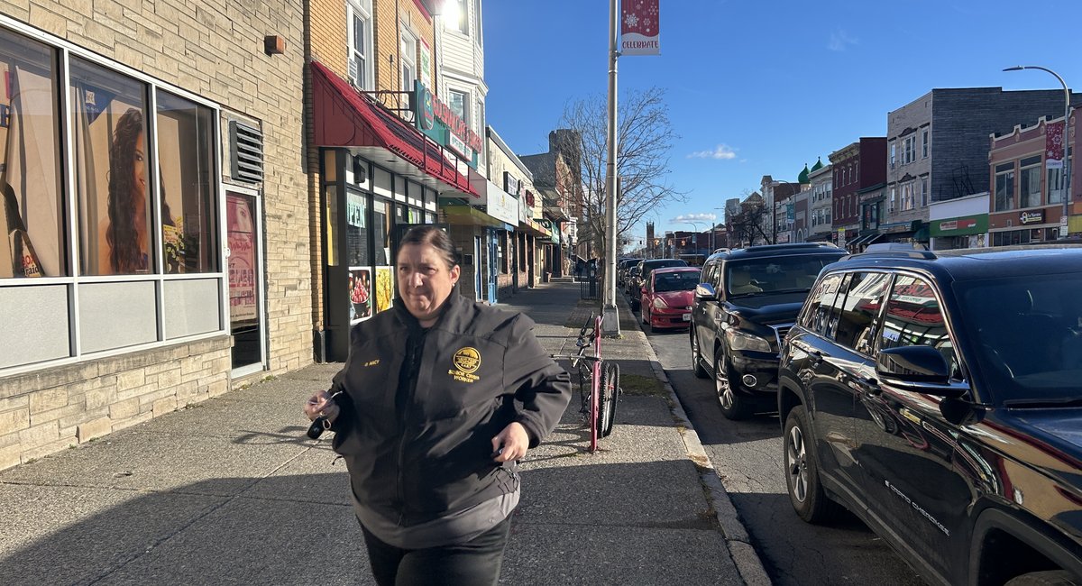 Mamdani wants less police involvement in mental health calls. Albany is trying it out.