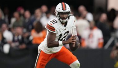 Browns QB Shedeur Sanders focused on Bears, not final four games