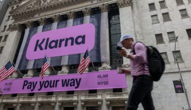 Canadians under 35 are debt-stressed — and buy now, pay later ubiquity isn't helping