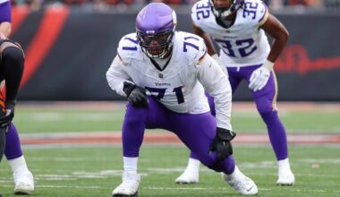 Vikings shut down Christian Darrisaw as knee injury lingers