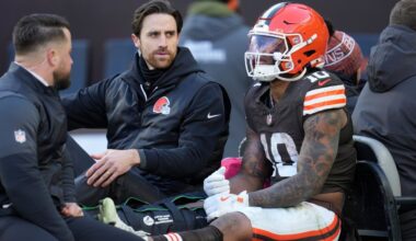 Browns standout rookie RB Quinshon Judkins (leg) carted off