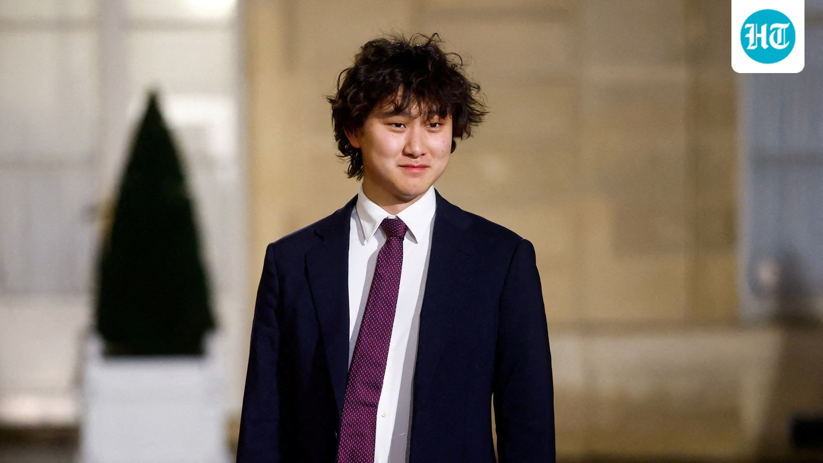 Meta’s star AI hire Alexandr Wang finds Mark Zuckerberg's management style ‘suffocating’: report