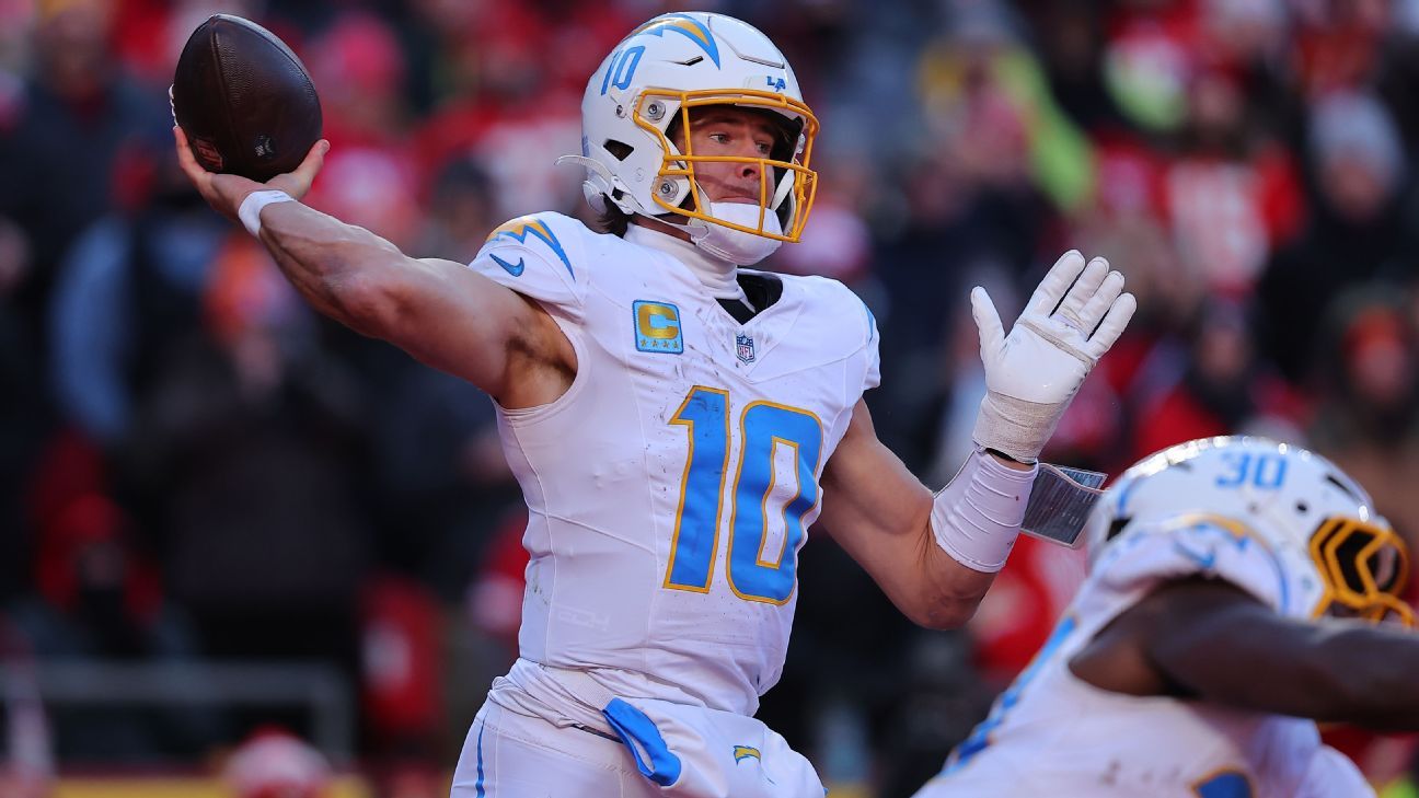 Chargers' Herbert admits '24 playoff flop has stayed with him