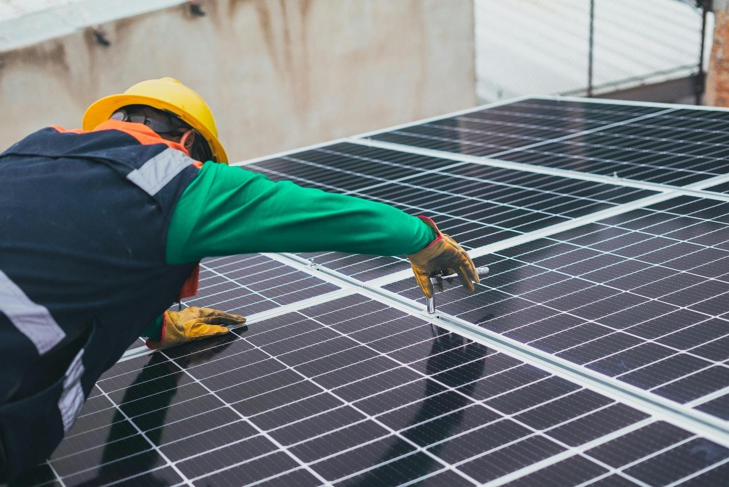 Why Solar Panels Are Now 2026’s Latest Mainstream Home Upgrade