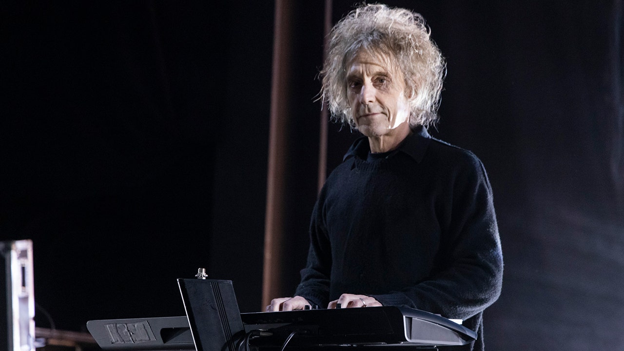 Perry Bamonte, The Cure guitarist, dies at home at 65 after illness