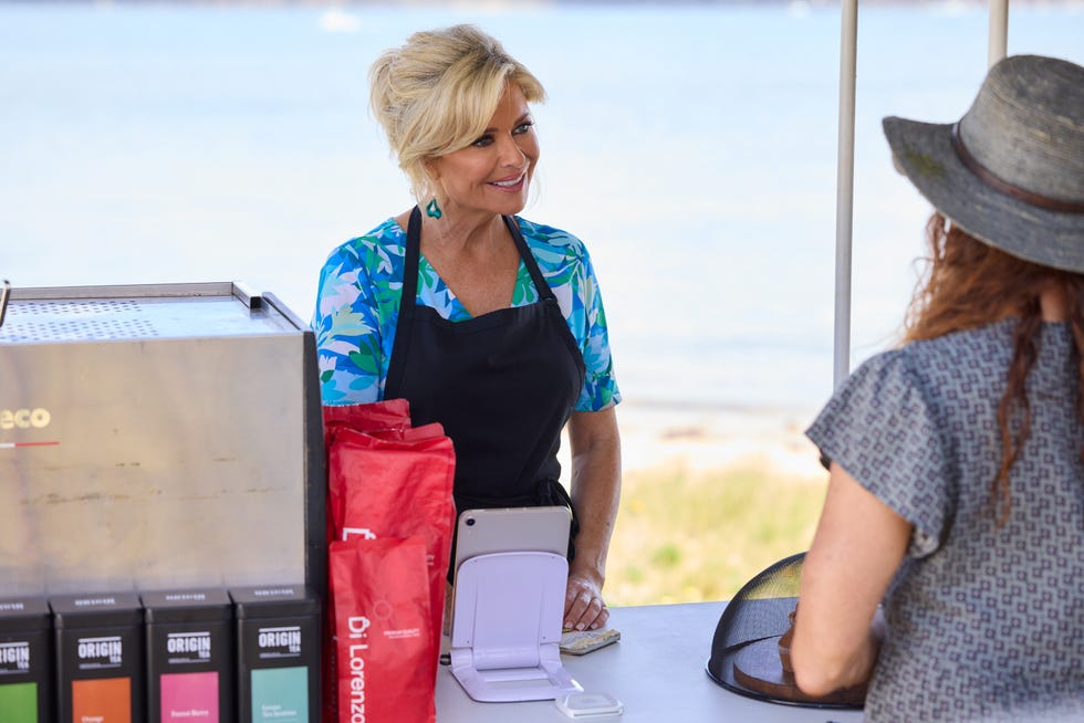 Marilyn Chambers and Roo Stewart in Home and Away marilyn chambers and roo stewart in home and away