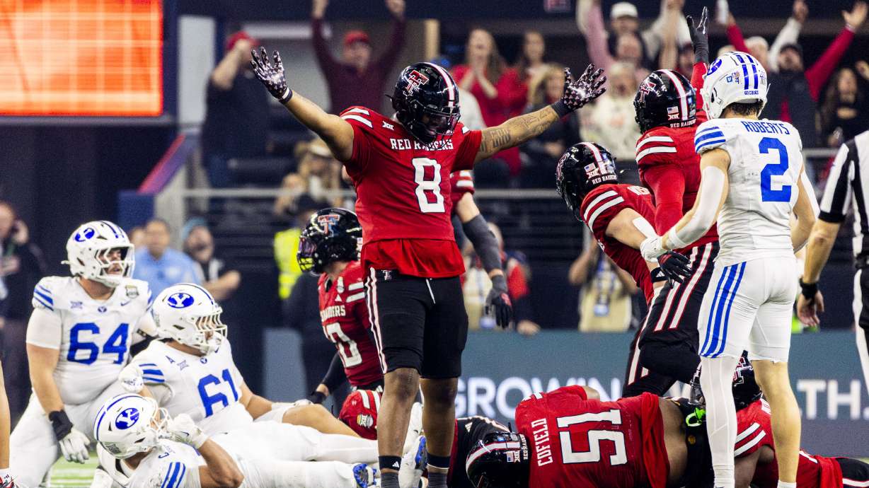 Pick Six Previews: The wrong team favored in Oregon-Texas Tech quarterfinal matchup