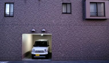 Trump says small cars can bring down big prices. Here’s why that’s unlikely