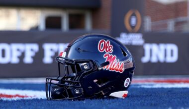 Ole Miss Uses Patriots' Team Plane to Fly to CFP Matchup vs. Georgia in Sugar Bowl