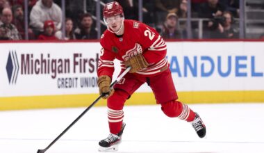 Buyers or Sellers? 6 NHL Teams With Trade Decisions to Make This Season