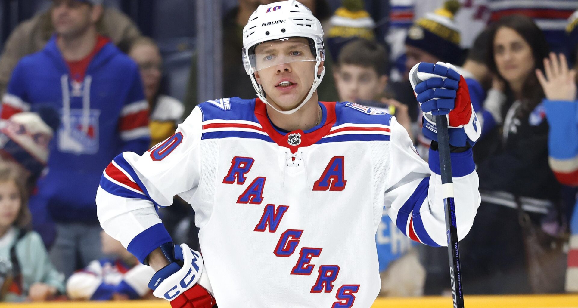 Should the Rangers Trade Artemi Panarin or Re-Sign Him?