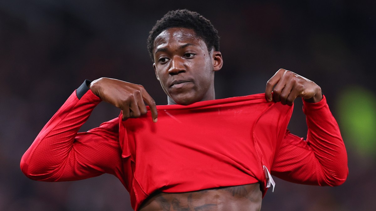 Kobbie Mainoo’s hopes of United exit dashed by Bruno Fernandes injury