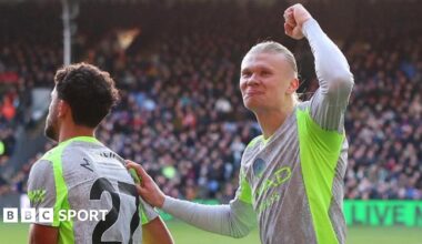 Haaland scores two to give Man City win at Palace
