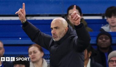 Chelsea manager Enzo Maresca gesturing on the touchline during the win over Everton at Stamford Bridge