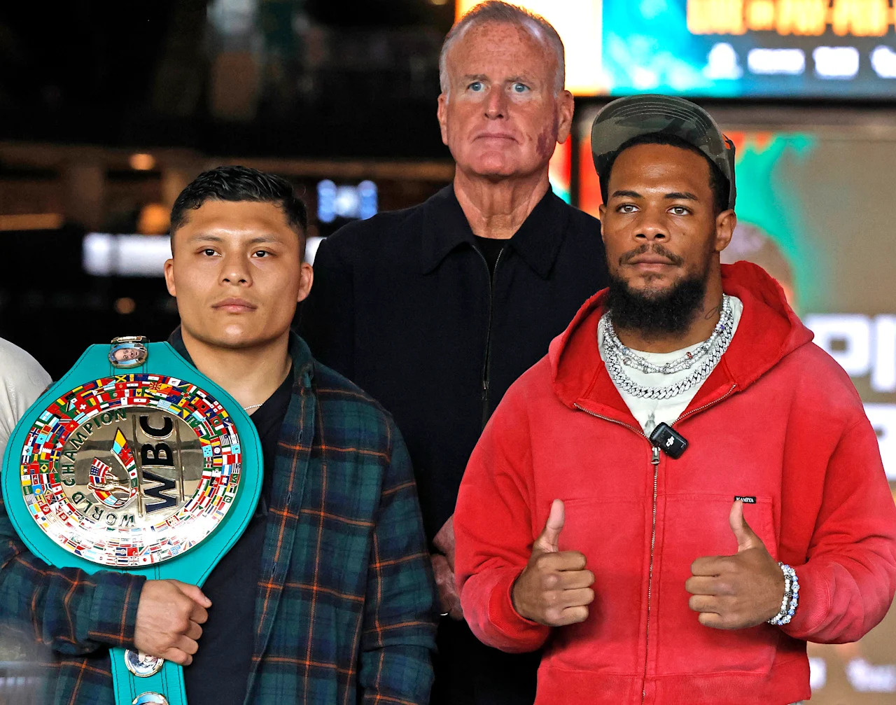 SAN ANTONIO, TX - OCTOBER 08: Isaac Cruz (L) faces off against Lamont Roach (R) during a press conference ahead of their fight at Frost Bank Center on October 8, 2025 in San Antonio, Texas. (Photo by Ronald Cortes/Getty Images)