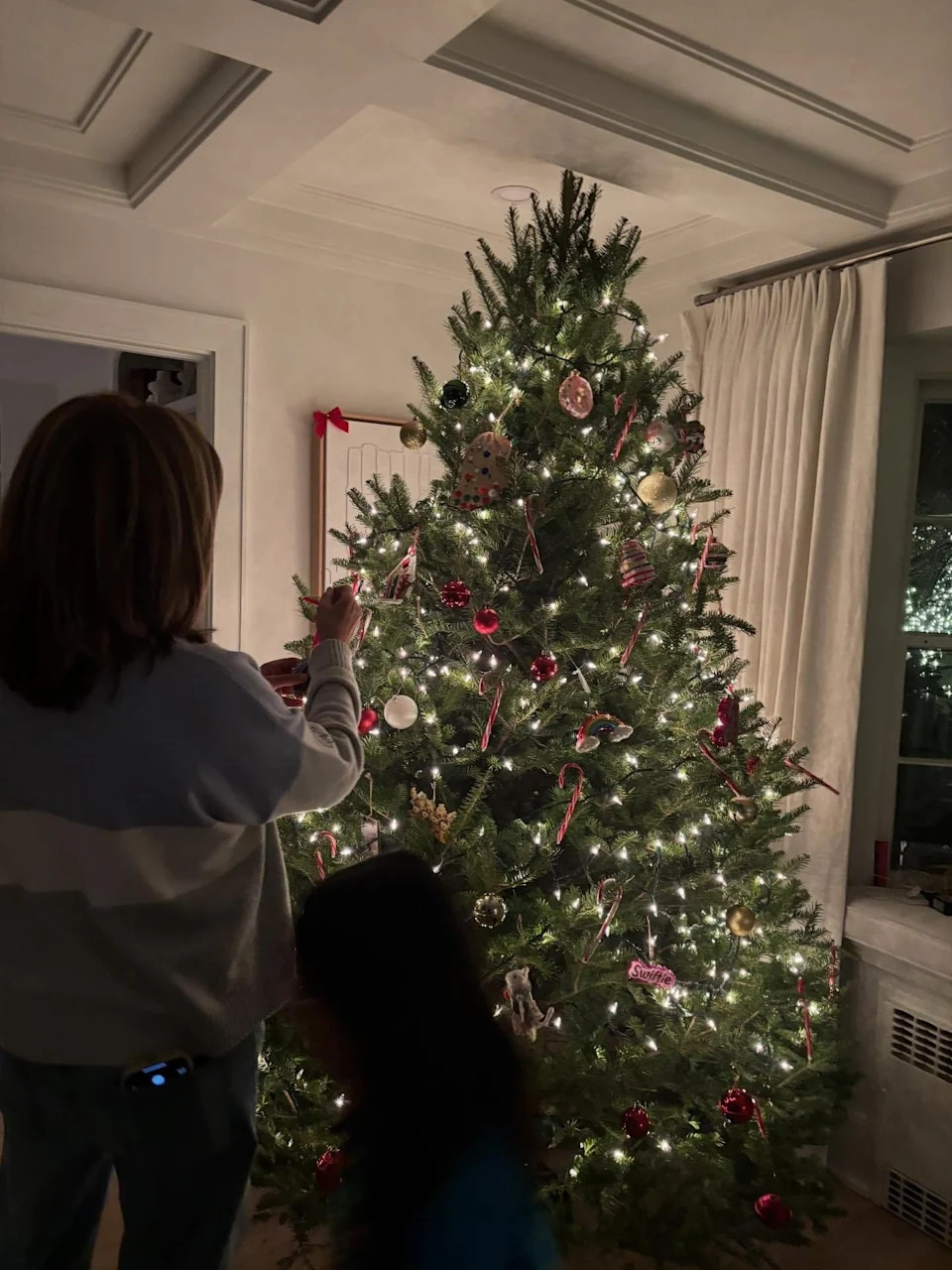 She captioned the carousel of flicks, "It's all happening." <span class="image-credit">(Instagram)</span>