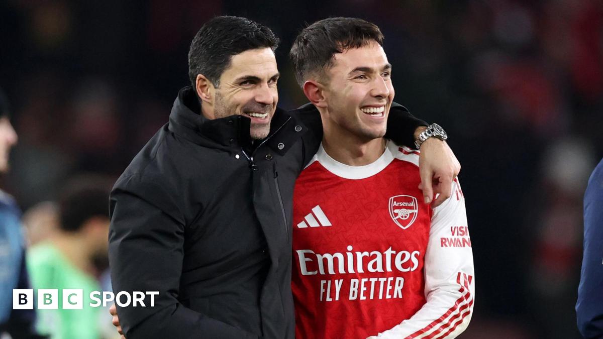 Premier League: Arsenal beat Aston Villa, Man Utd held by Wolves