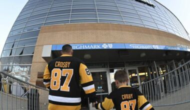 9136282_web1_ptr-PensRangers01-101024