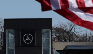 Mercedes agrees $150 million settlement with US states over diesel scandal