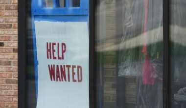 US applications for jobless benefits fell below 200,000 last week with layoffs historically low :: WRAL.com