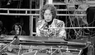 How 'Natural Woman' Carole King defied societal expectations to achieve pop stardom