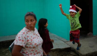 Photos show Venezuelan migrants spending Christmas at home after abandoning hope of reaching the US – Daily Press