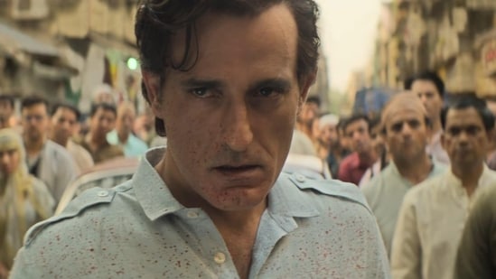 Naveen Kaushik described why he thinks Dhurandhar does not glorify Rehman Dakait.