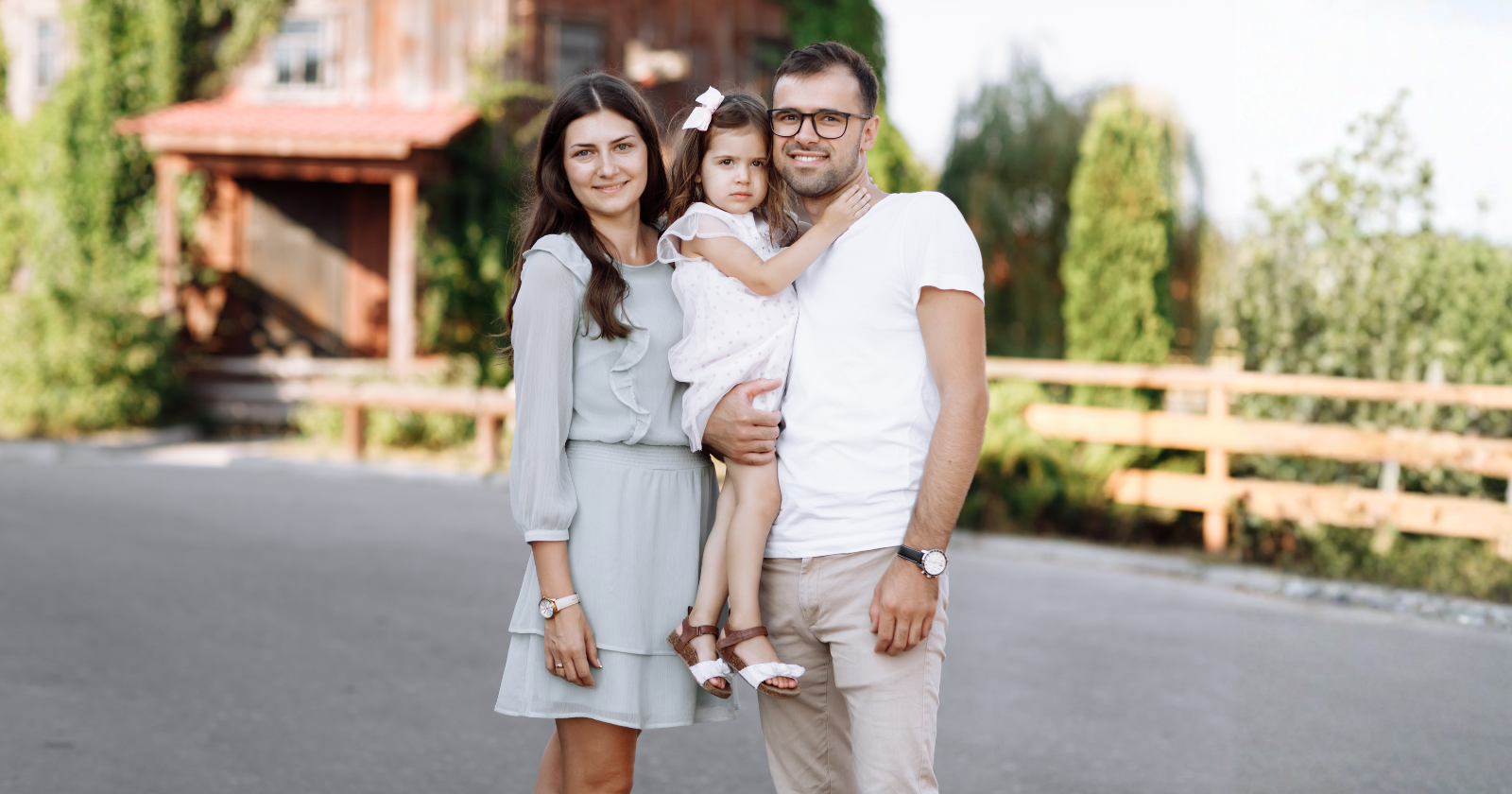 7 lifestyle choices that separate the upper middle class from everyone trying to look wealthy