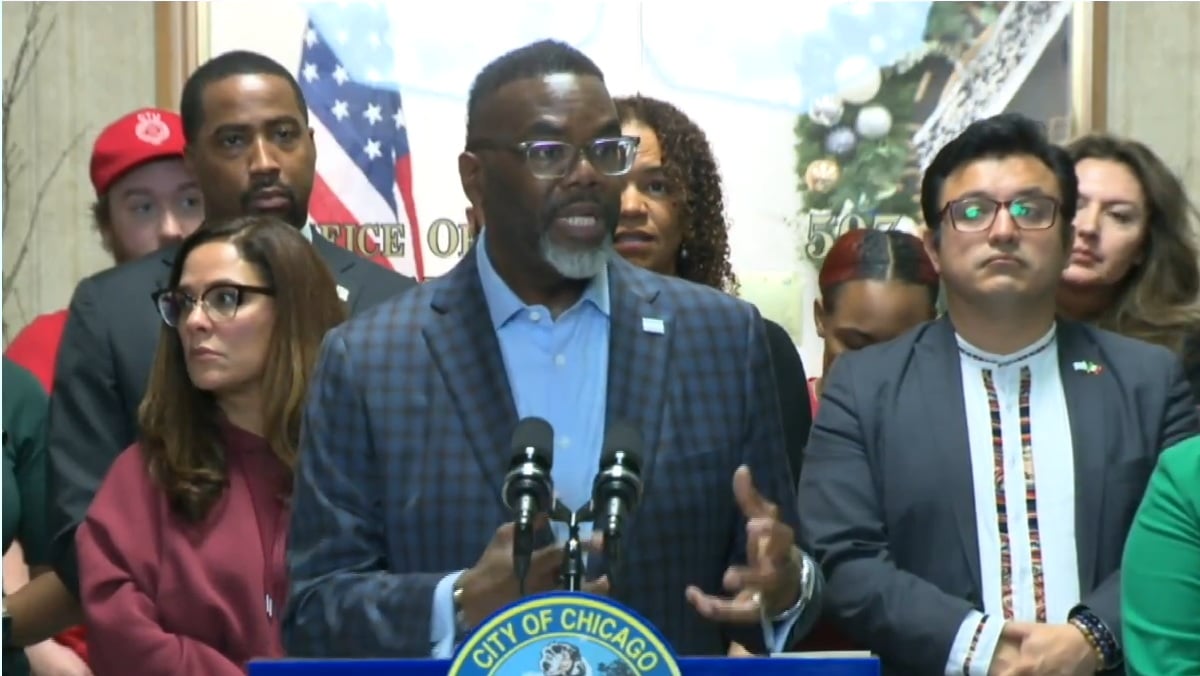 Chicago Bears Re-Engage City On Michael Reese Site Amid Growing Indiana Threat